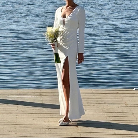 Romance for the Ages White Long Sleeve Maxi Dress - Picture 4 of 10